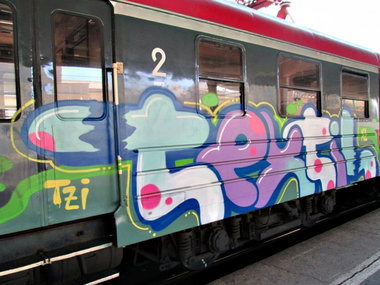 Graffiti Train - Photo by polandtrains
