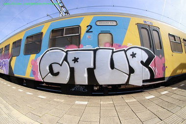 Graffiti Train - Photo by polandtrains