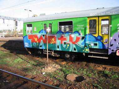 Graffiti Train - Photo by polandtrains