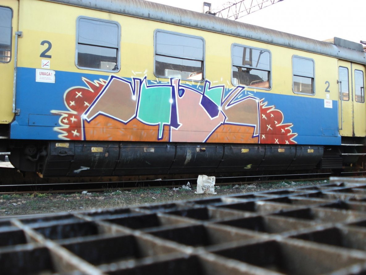 Graffiti Train - Photo by polandtrains