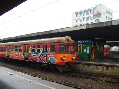 Graffiti Train - Photo by polandtrains