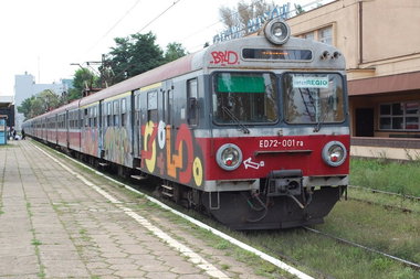 Graffiti Train - Photo by polandtrains