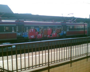 Graffiti Train - Photo by polandtrains
