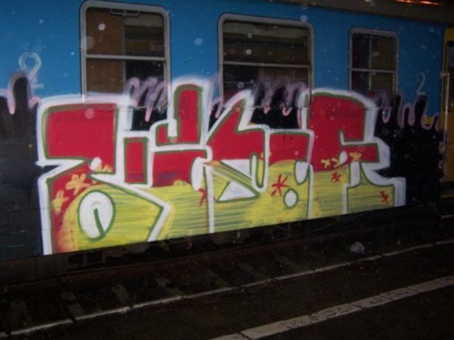 Graffiti Train - Photo by polandtrains