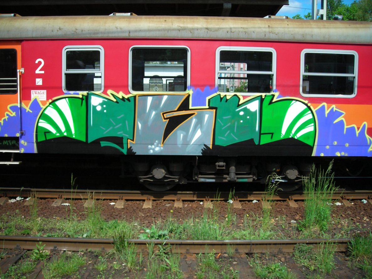 Graffiti Wall - Photo by polandtrains