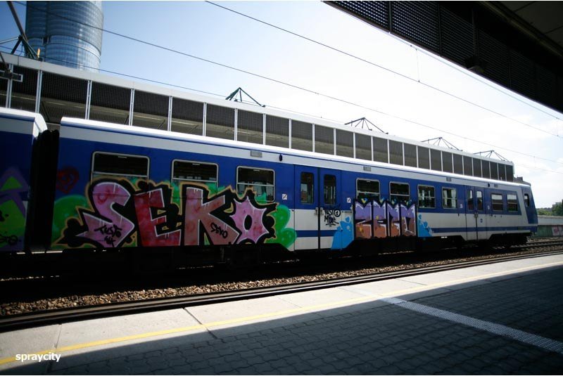 Graffiti Wall - Photo by polandtrains