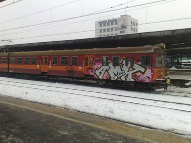 Graffiti Train - Photo by polskiezlote - amk
