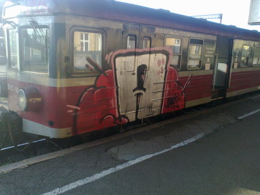 Graffiti Train - Photo by polskiezlote - amk