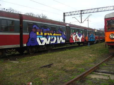 Graffiti Train - Photo by polskiezlote - bost, rimu