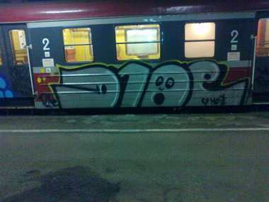 Graffiti Train - Photo by polskiezlote - dioe