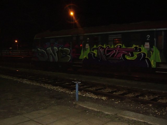 Graffiti Train - Photo by polskiezlote - dnb, mizte, wild