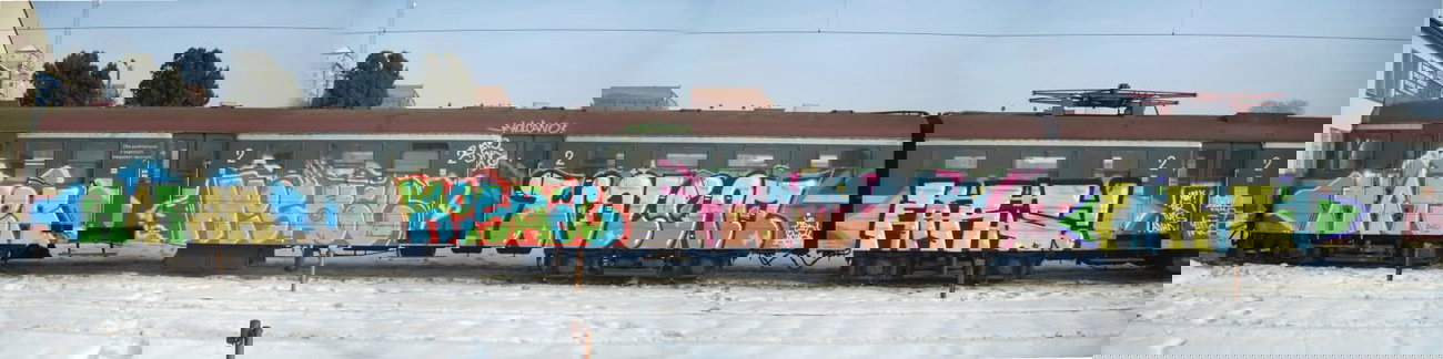 Graffiti Train - Photo by polskiezlote - hater, mishol, wolcan