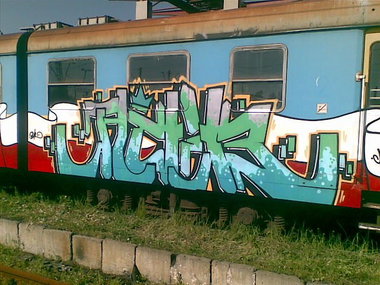 Graffiti Train - Photo by polskiezlote - hoib, buh, patriotic