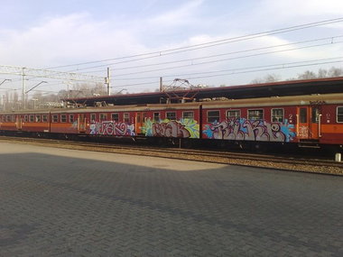 Graffiti Train - Photo by polskiezlote - luter, rosak, rike