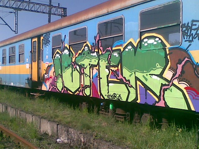 Graffiti Train - Photo by polskiezlote - luter, sbe, ptw