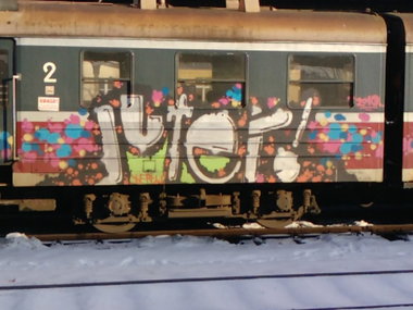 Graffiti Train - Photo by polskiezlote - luter, ptw, sbe
