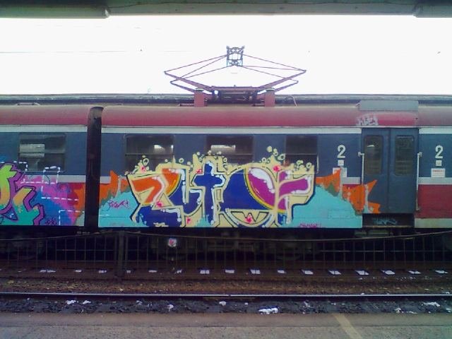 Graffiti Train - Photo by polskiezlote - luter, sbe, ptw