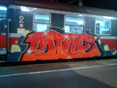 Graffiti Train - Photo by polskiezlote - mime