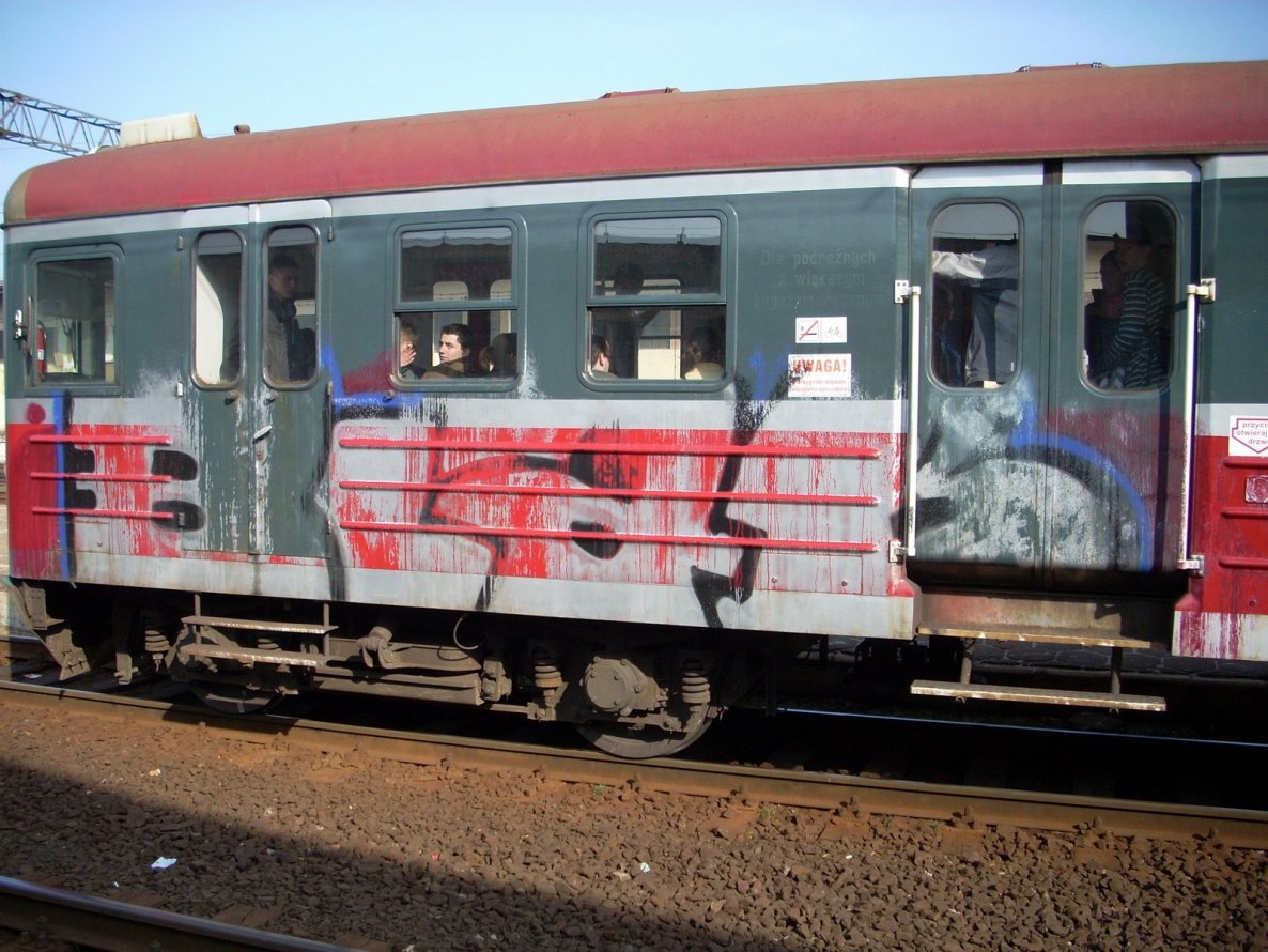 Graffiti Train - Photo by polskiezlote