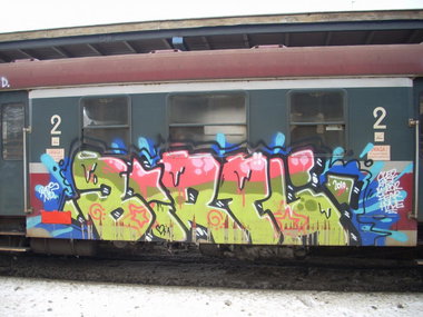 Graffiti Train - Photo by polskiezlote