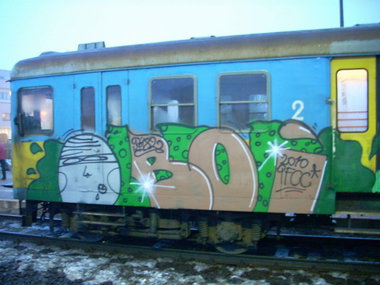 Graffiti Train - Photo by polskiezlote