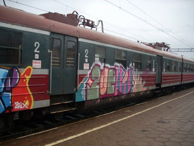 Graffiti Train - Photo by polskiezlote