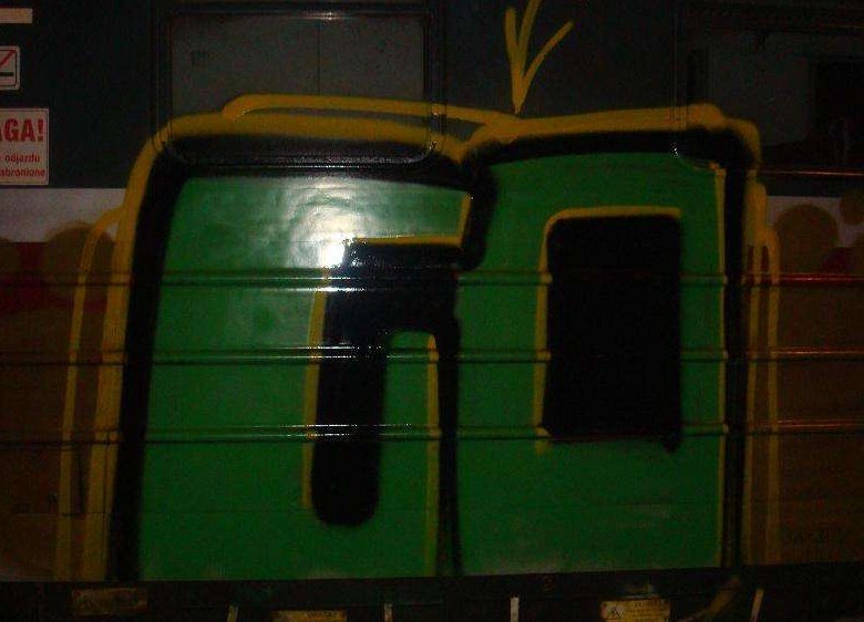 Graffiti Train - Photo by polskiezlote