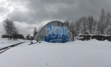Graffiti Wall in Kaluga - Photo by potato - potato, extinguisher (2012)