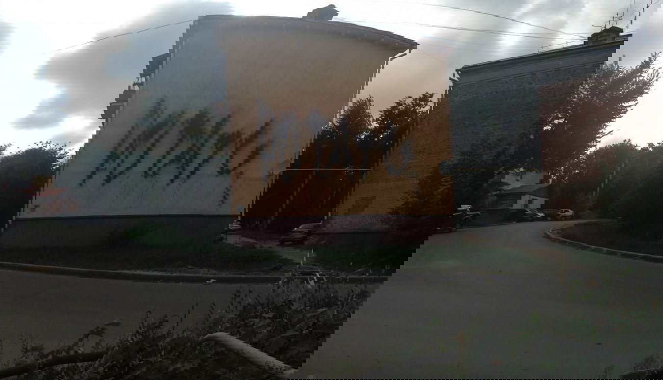 Graffiti Wall in Kaluga - Photo by potato - vandalism, extinguisher, potato (2013)