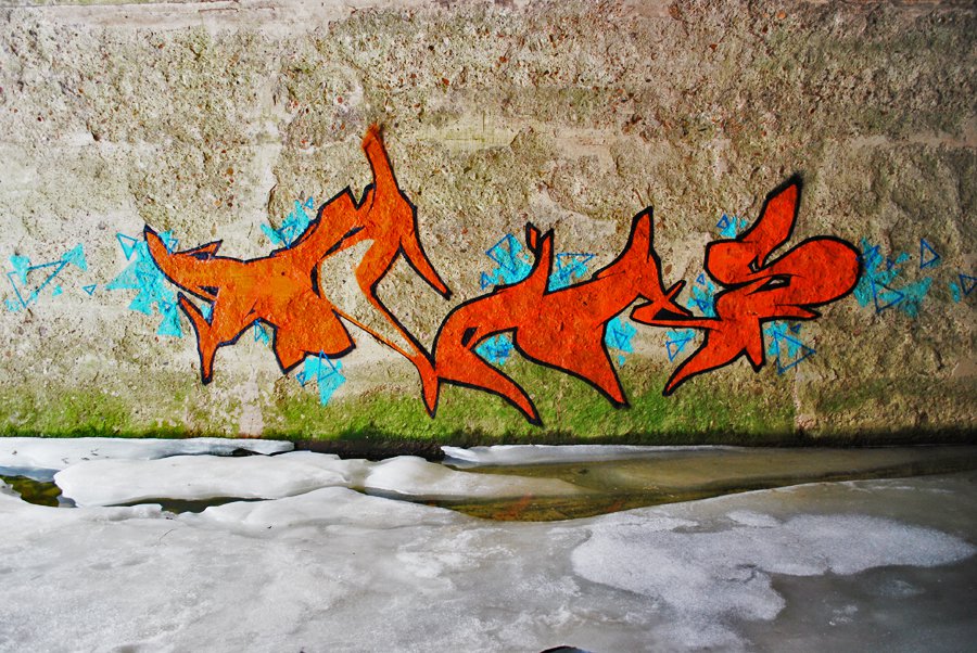 Graffiti Wall - Photo by potiks - Poland;, potiks