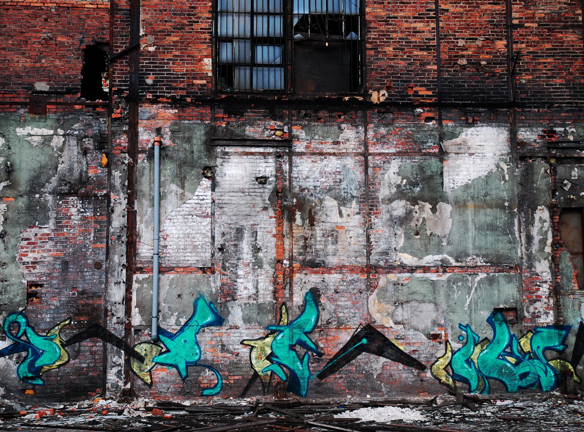 Graffiti Wall in Krakow - Photo by potiks - Krakow;, Poland;, potiks