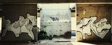 Graffiti Wall in Dubai - Photo by potiks - potiks, dubai (2015)