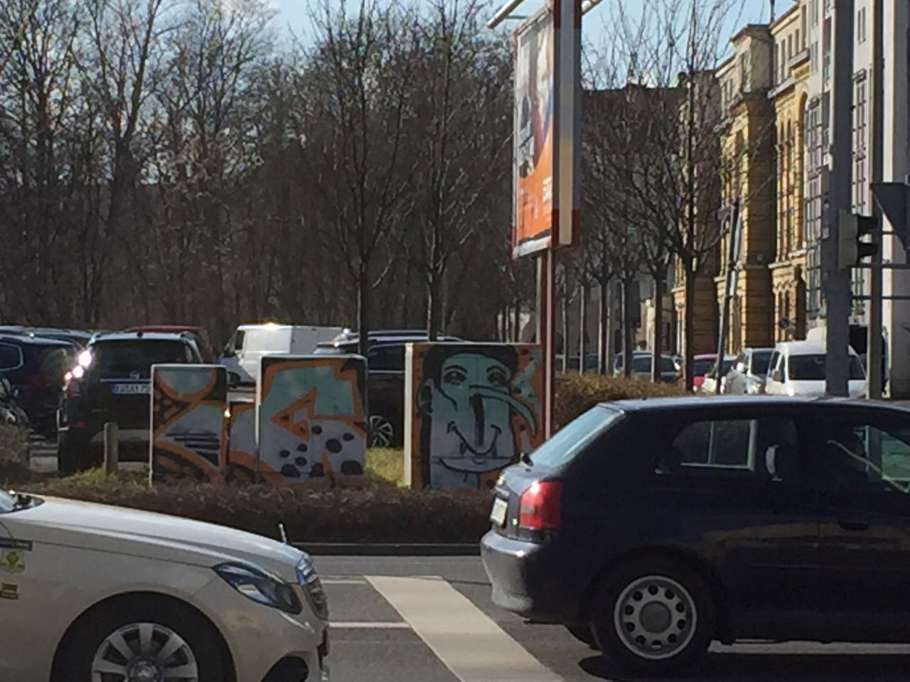 Graffiti Bombing in Leipzig - Photo by prettyflacko