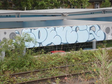 Graffiti Bombing - Photo by pringlesone - spencr (2013)