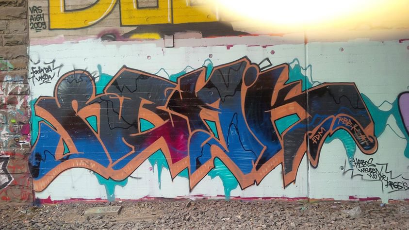 Graffiti Wall - Photo by pringlesone - rbek, rbäk, fdm