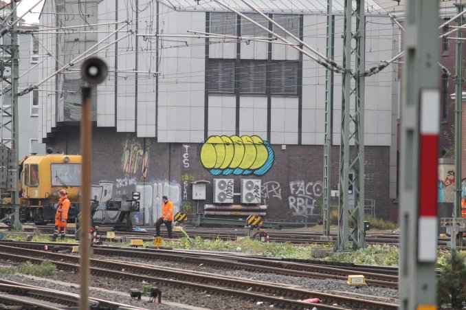 Graffiti Wall - Photo by pringlesone - moses