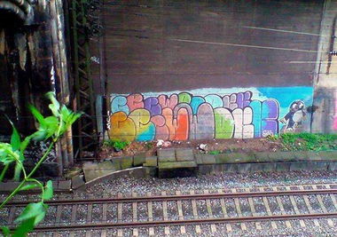 Graffiti Bombing - Photo by pringlesone - ewok80