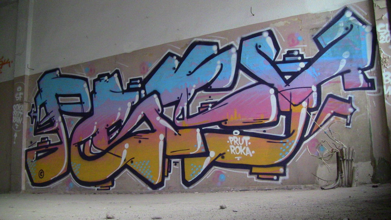 Graffiti Wall - Photo by prut - prut