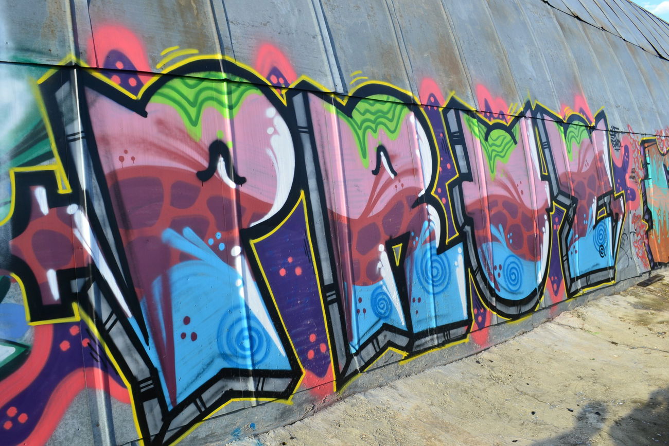 Graffiti Wall in Настройка Расположения - Photo by prut - prut