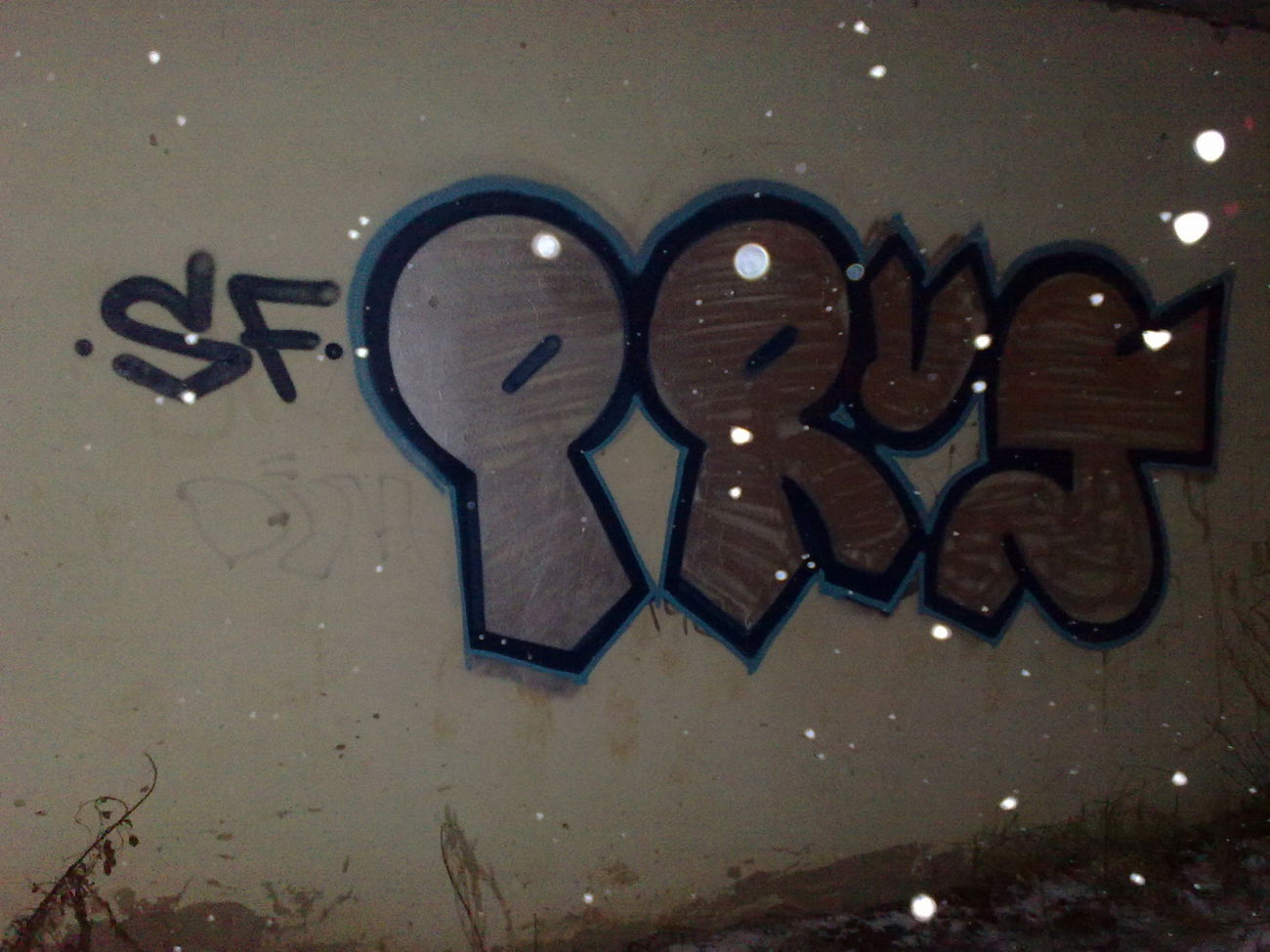 Graffiti Wall - Photo by prut - prut