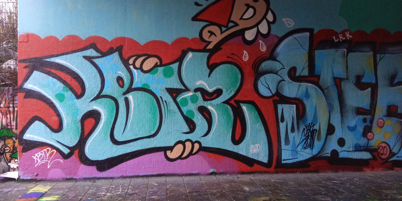 Graffiti Wall - Photo by psar81 - denhaag, vacation, bink36
