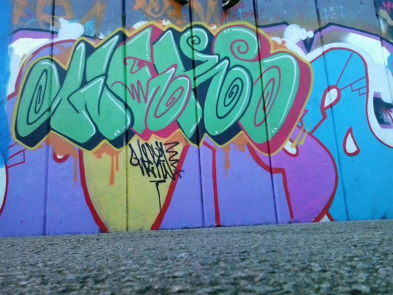 Graffiti Wall - Photo by psilo (2015)