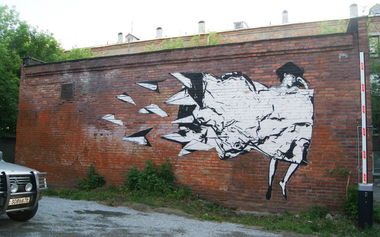 Graffiti Street Art in Yekaterinburg - Photo by ptrk - street-art, ptrk, dreams