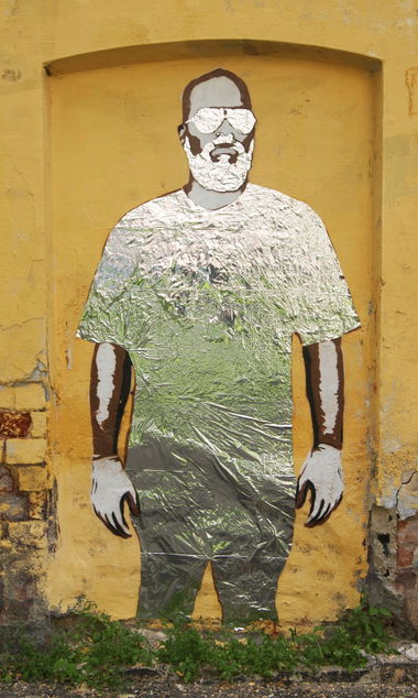 Graffiti Street Art in Yekaterinburg - Photo by ptrk - street-art, stencil, ptrk