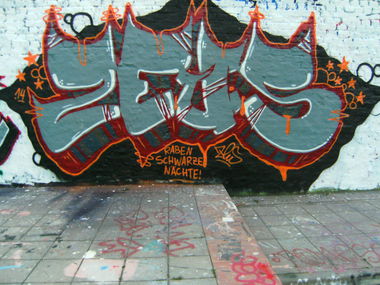 Graffiti Wall - Photo by pulverfritte