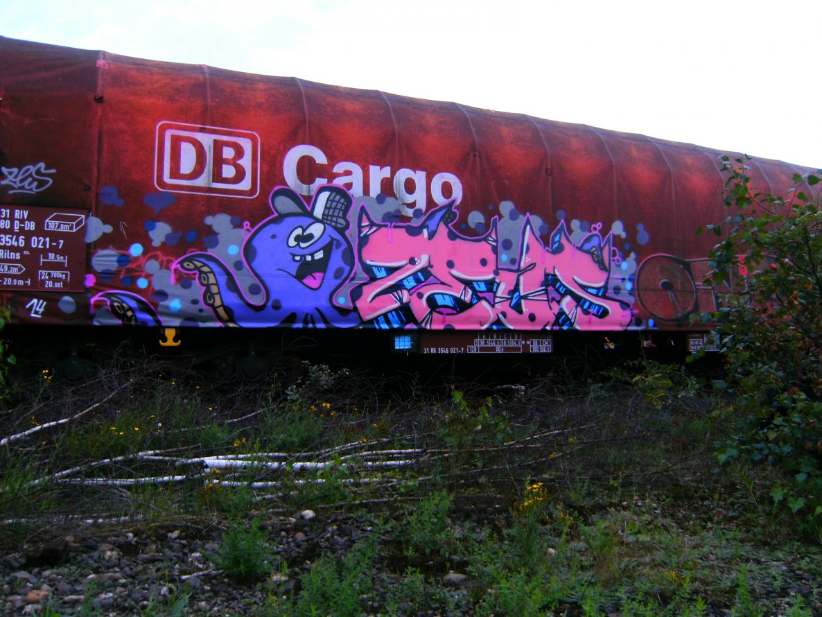 Graffiti Train in Köln - Photo by pulverfritte - zeus, freight (2014)