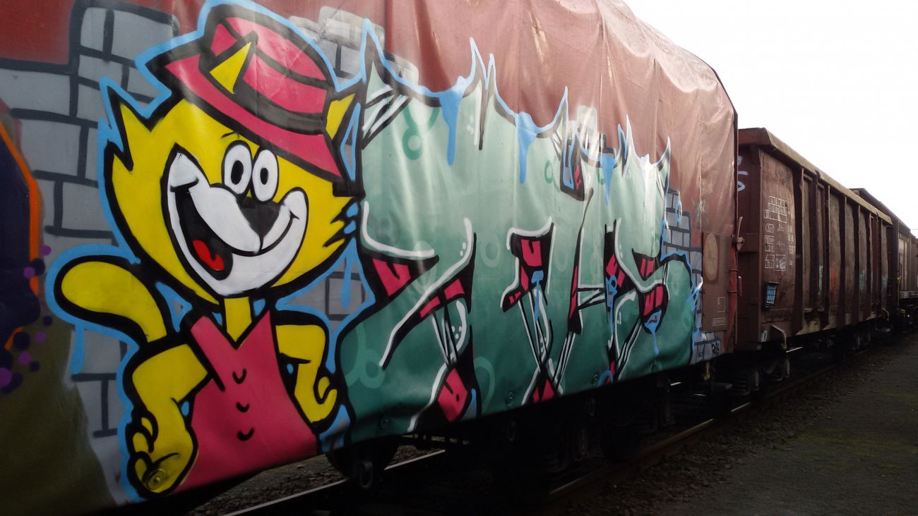 Graffiti Train - Photo by pulverfritte - zeus, freight, köln (2016)