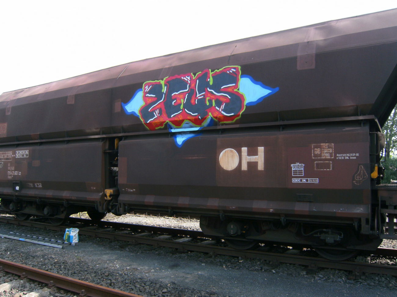 Graffiti Train - Photo by pulverfritte - zeus, freight, köln