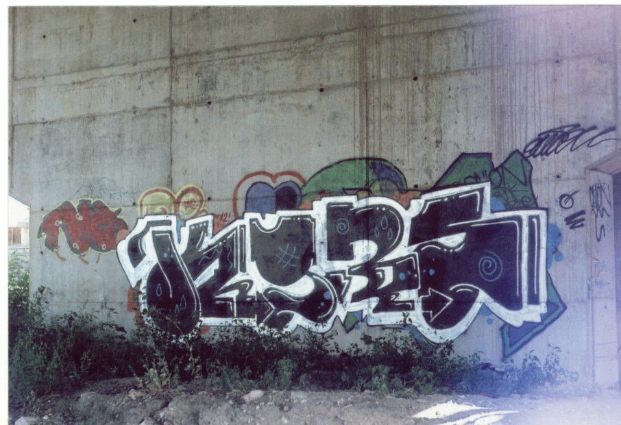 Graffiti Wall in Bulgaria - Photo by qtek124 - kurs, 124125