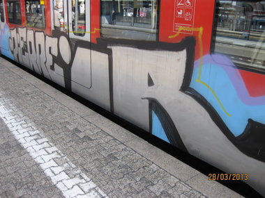Graffiti Train - Photo by quepasa - Pierre, Ir (2013)